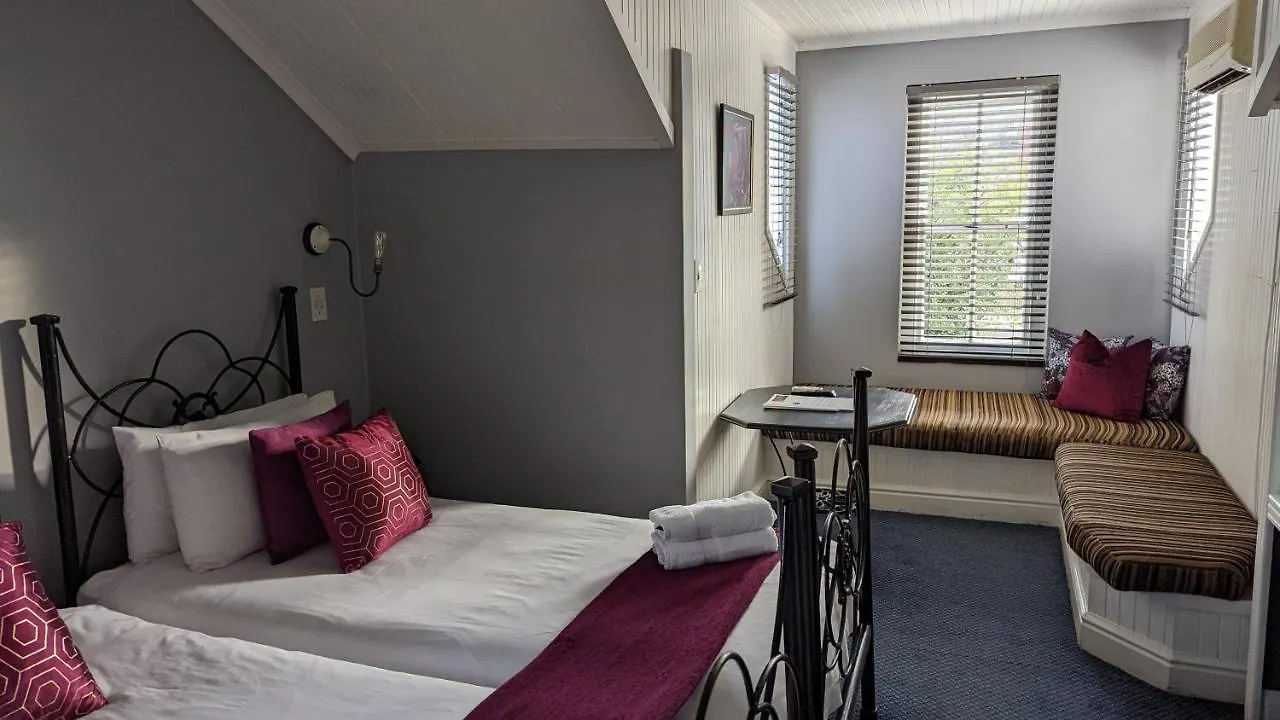 Wayside Inn Knysna Guest house