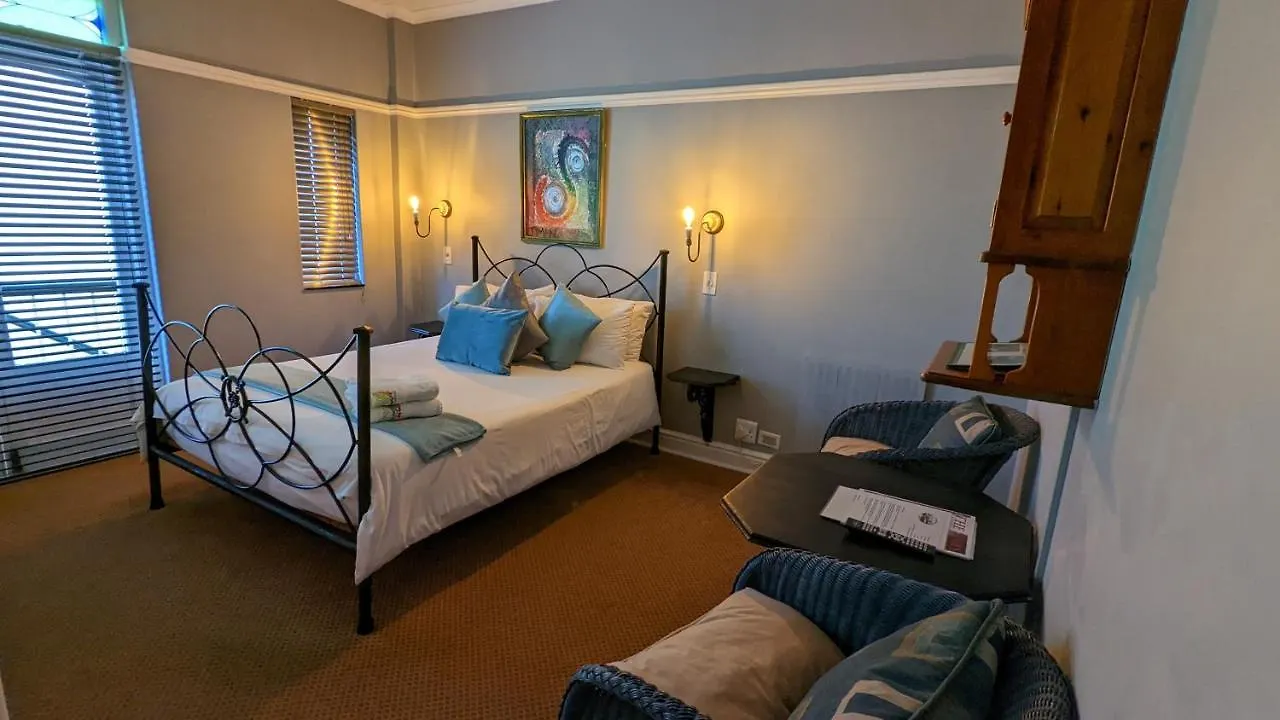 Wayside Inn Knysna 3*,